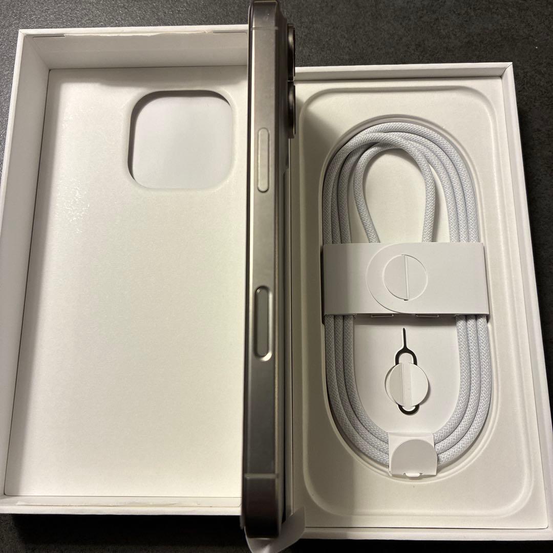 iPhone16 Pro 128GB ナチュラルチタニウム
