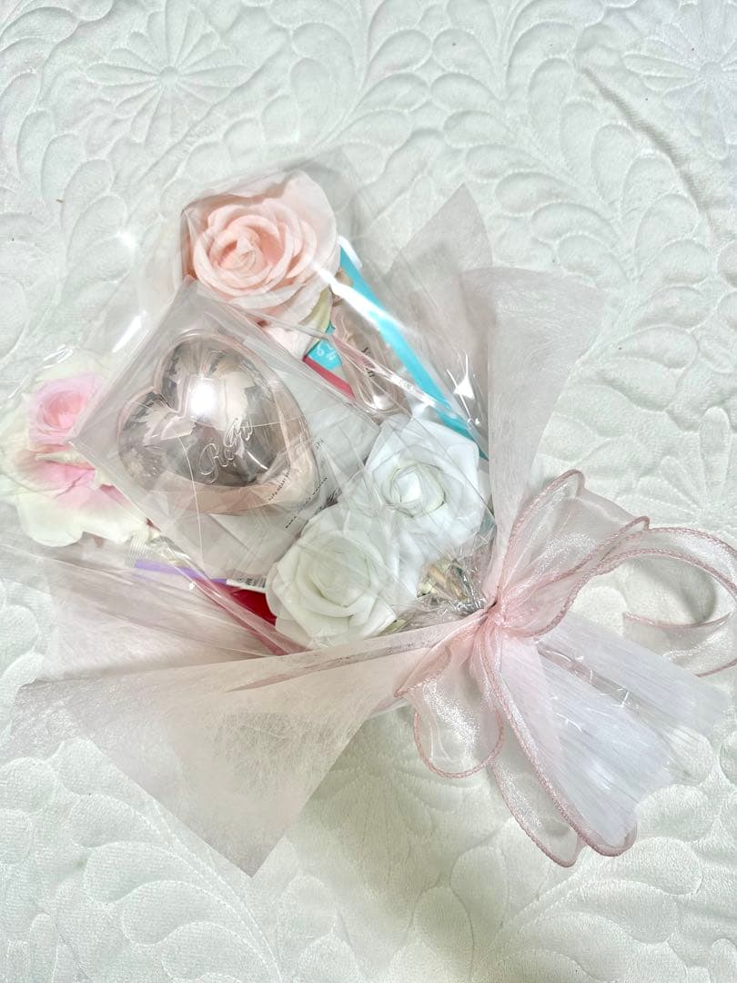 コスメブーケ【Refa】展示品｜誕生日/結婚式/ギフト