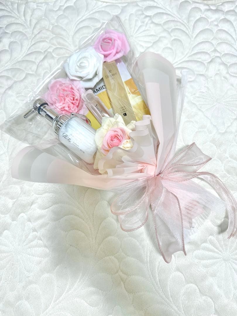 コスメブーケ【Refa】展示品｜誕生日/結婚式/ギフト