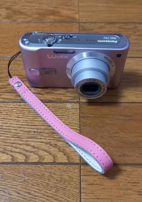 超美品　Panasonic LUMIX FS2 ピンク 本体　フルセット