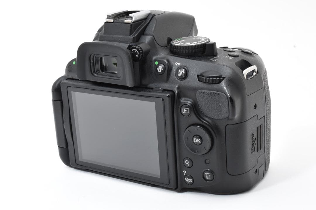 ★美品★Nikon ニコン D5200 ボディ #21978