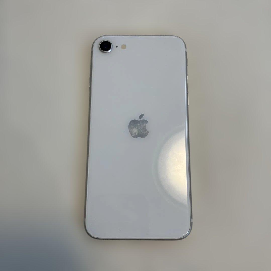 美品　iPhoneSE 第三世代　64GB ケース付simフリー　2023年購入