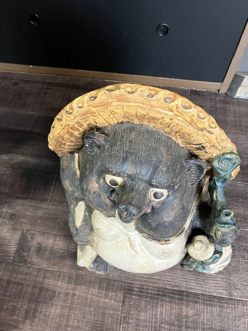 信楽焼　たぬき置物　陶器製