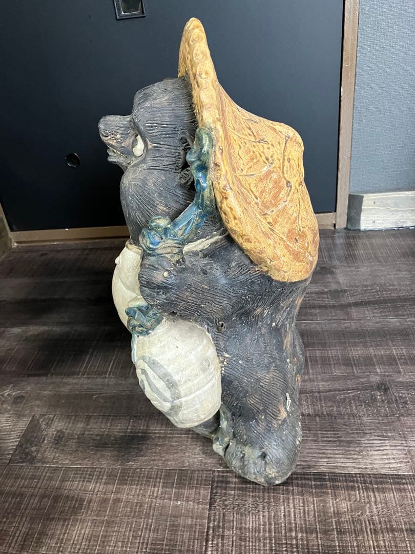 信楽焼　たぬき置物　陶器製