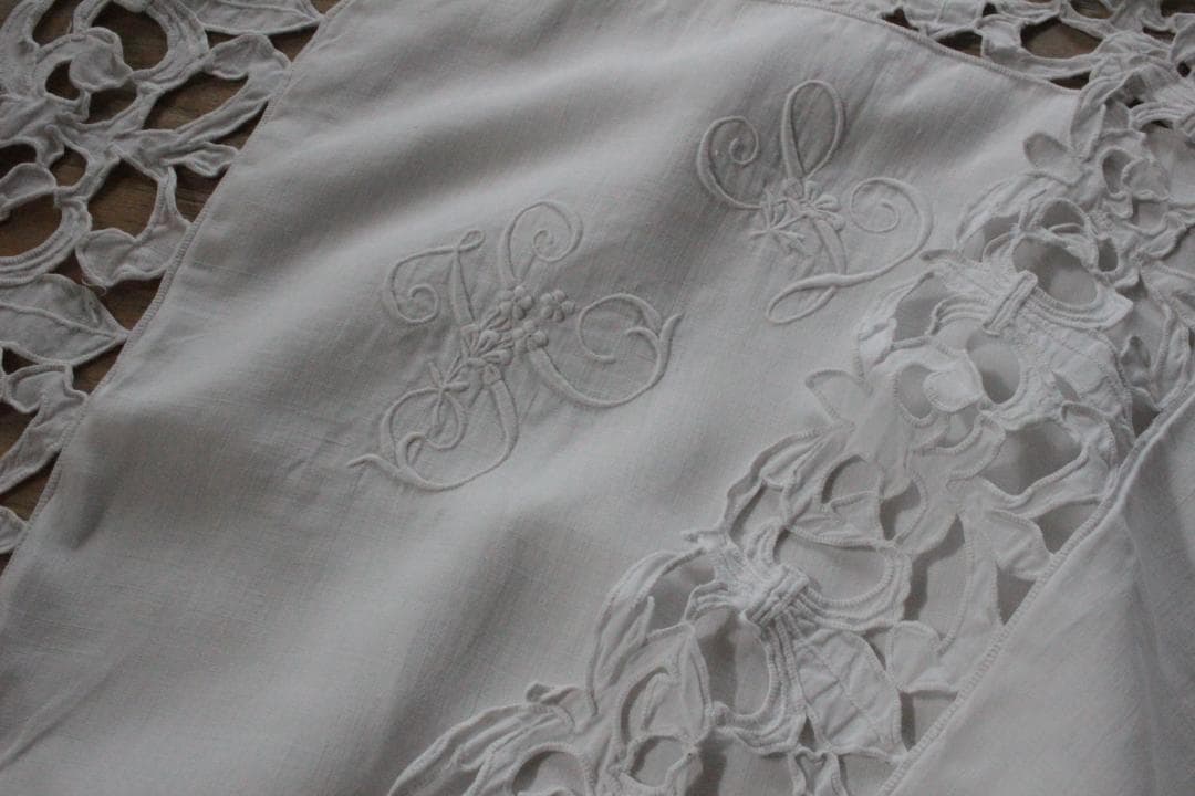 フランスアンティーク/モノグラムクッションカバー/MONOGRAM \"J・M\"