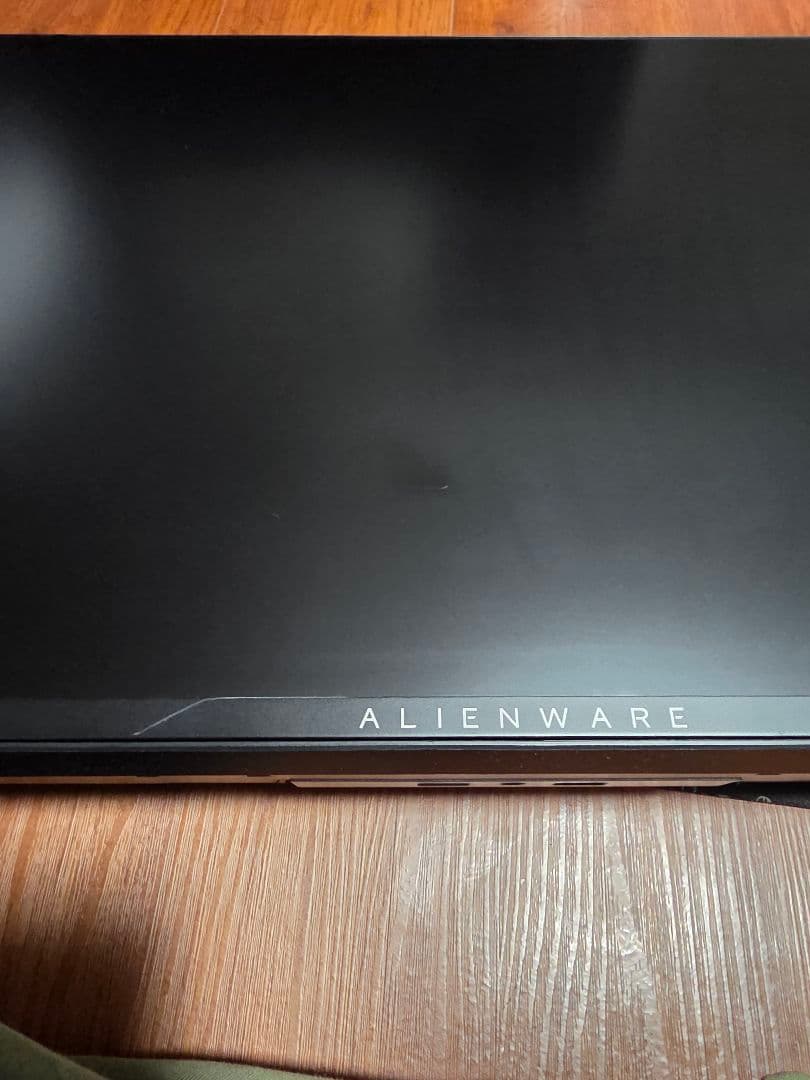 DELL ALIENWARE 240Hzモニター AW2521HF