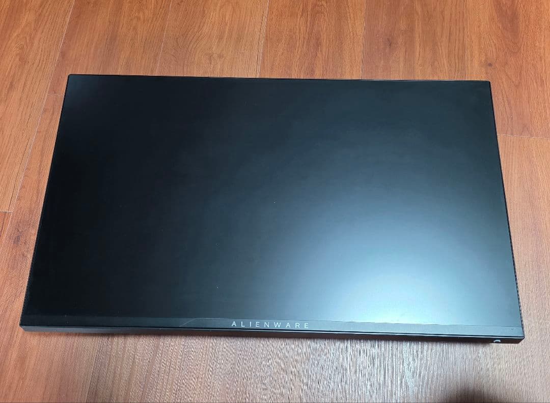 DELL ALIENWARE 240Hzモニター AW2521HF