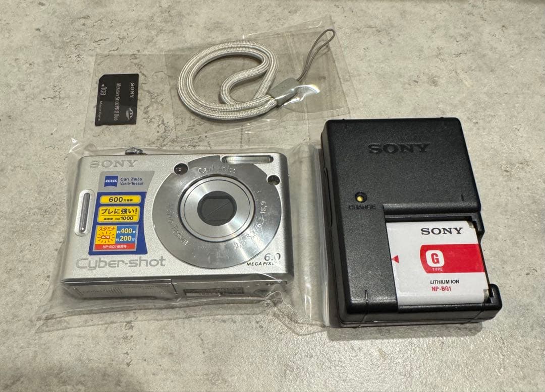 美品＊SONY Cyber shot W30 シルバー