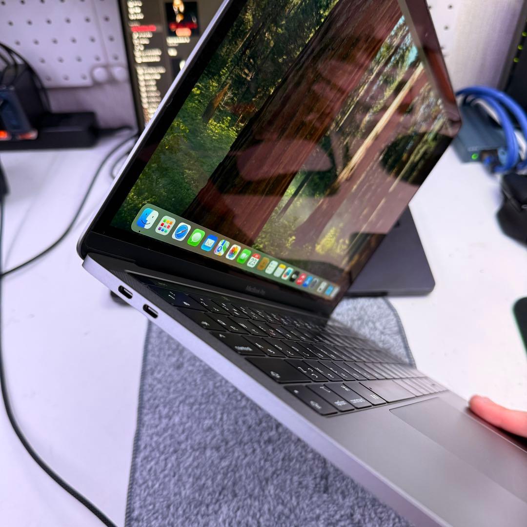 MacBookPro 2019モデル TouchBar 美品 動作確認済み