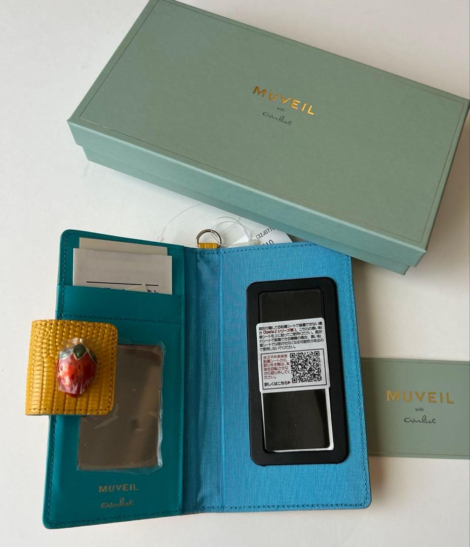 【新品未使用】MUVEIL ミュベールスマホケース 手帳型　イエロー✖️イチゴ