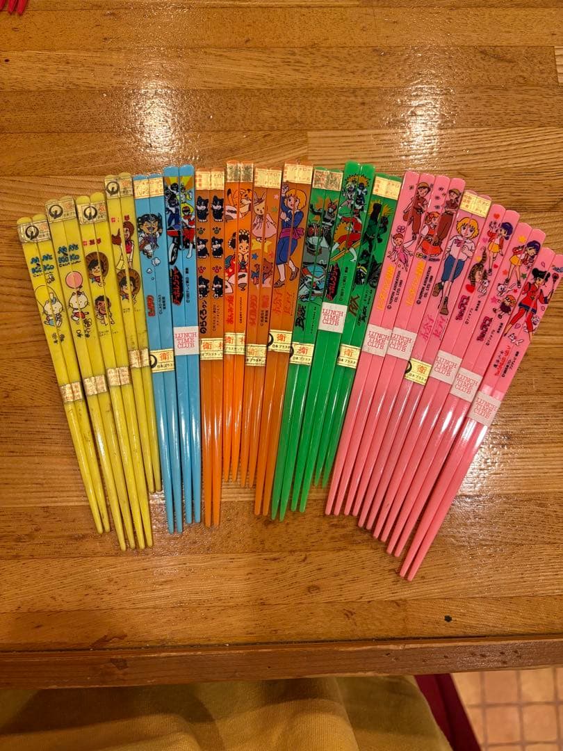 レトロキャラクター箸　アラレちゃん弁当箱