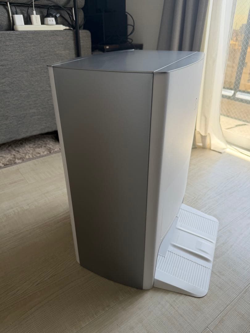 【美品】カメラ、AI搭載ECOVACS DEEBOT T10 OMNI 備品付き