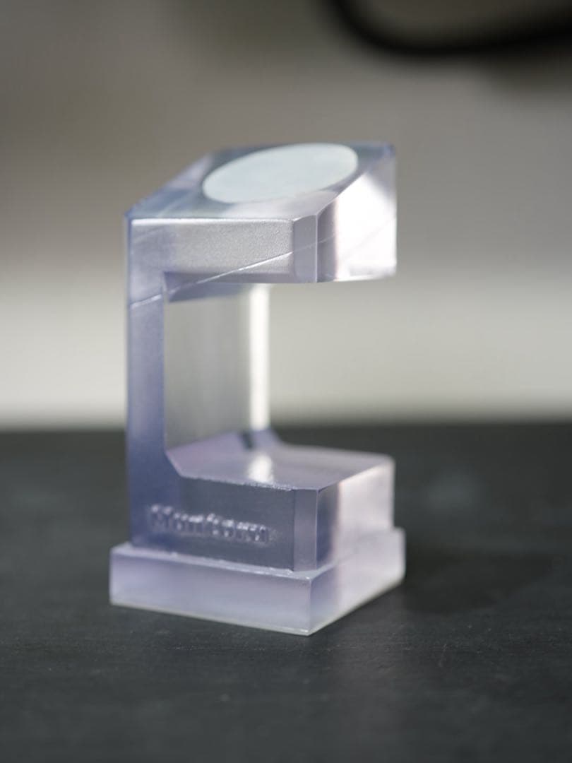 腕時計スタンド クリアムケオムントル【B】