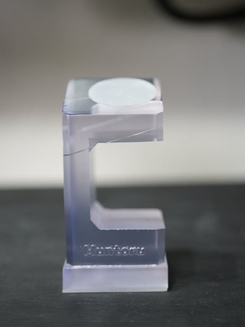 腕時計スタンド クリアムケオムントル【B】