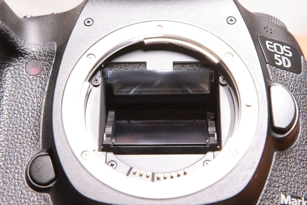 キャノン Canon EOS 5D Mark III 2.7万シャッター