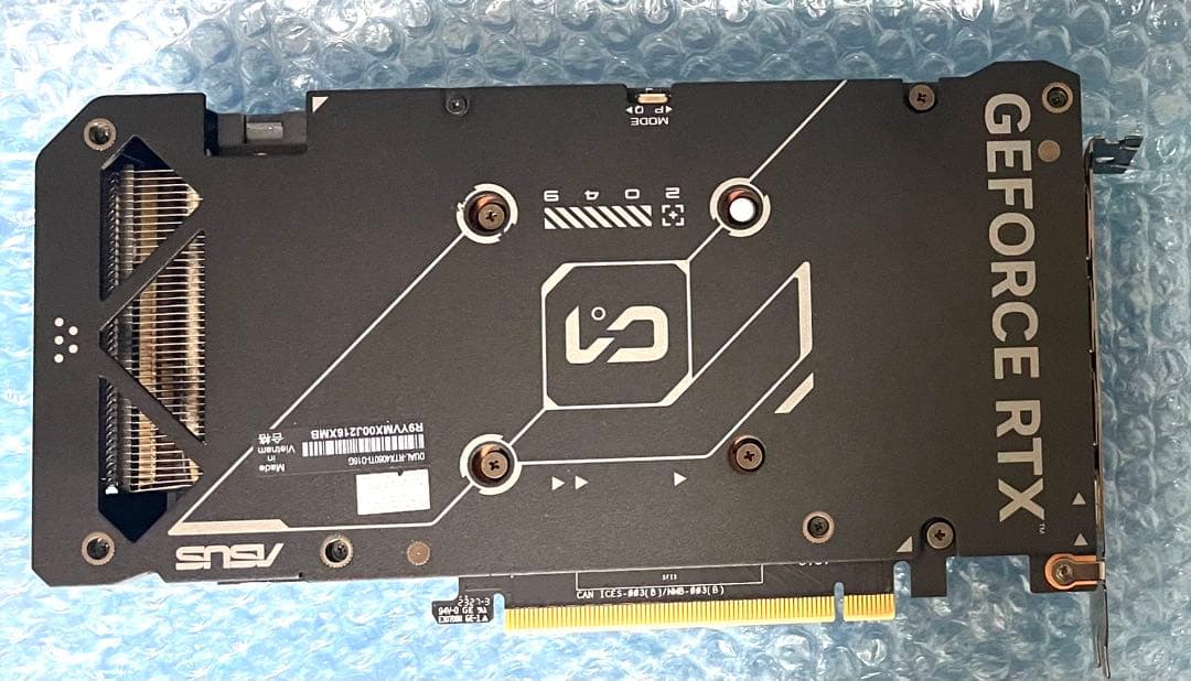 グラフィックボード・グラボ・ビデオカード ASUS Dual RTX 4060 Ti OC Edition 16GB