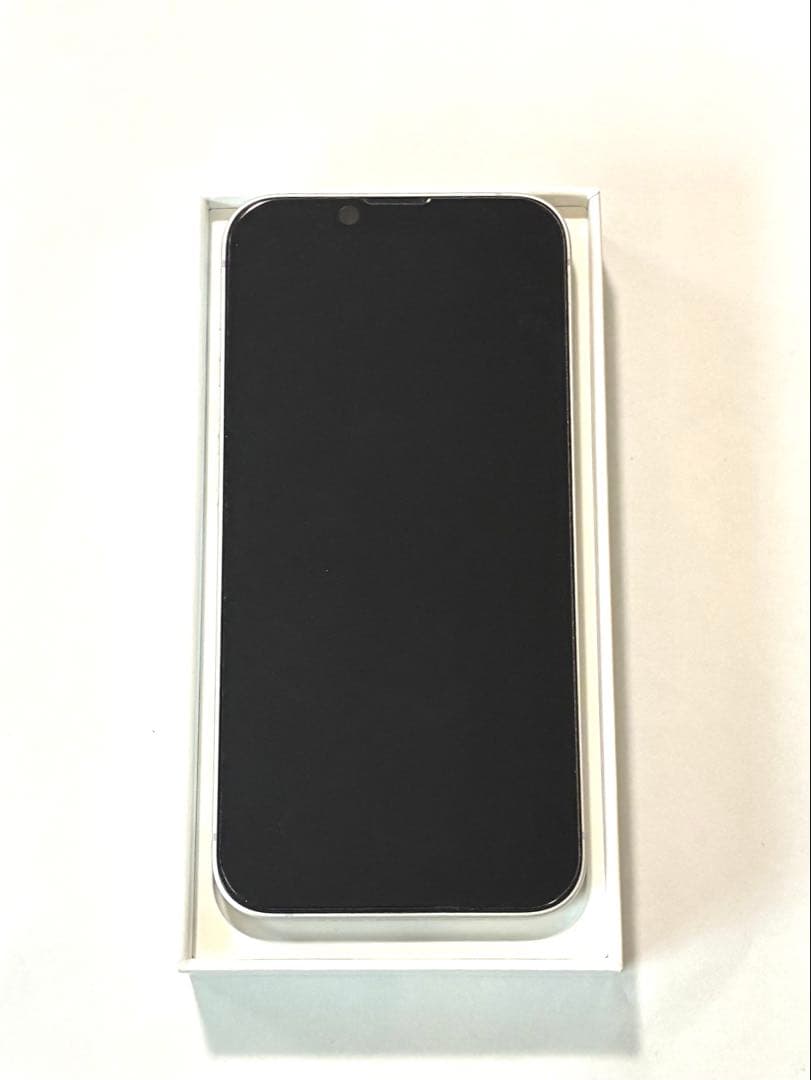 【美品】Apple iPhone16e ホワイト 128GB