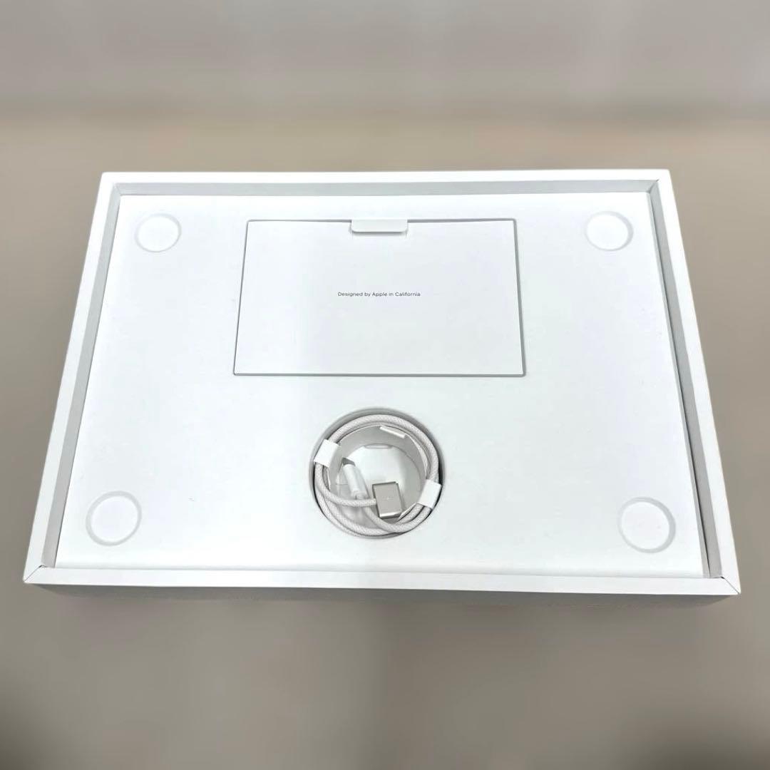 【ほぼ未使用】MacBook Air M4 13インチ 16GB 256GB