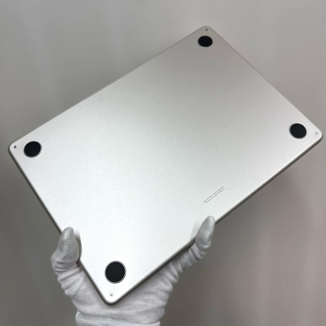 【ほぼ未使用】MacBook Air M4 13インチ 16GB 256GB