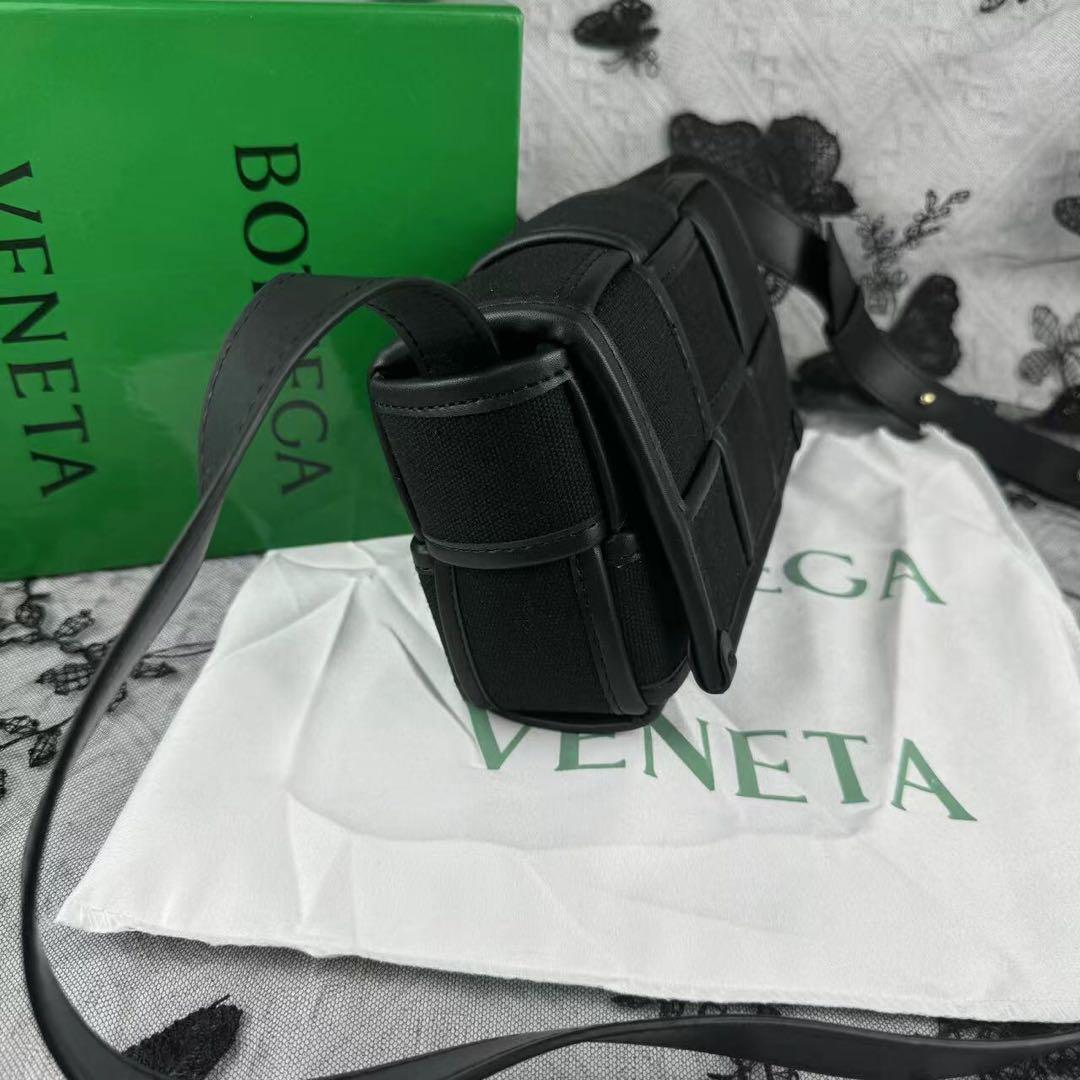 BOTTEGA VENETA ミニ ショルダーバッグ ブラック