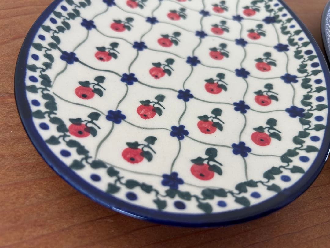 ポーリッシュポタリー　ミレナ　たまご型プレート　2枚