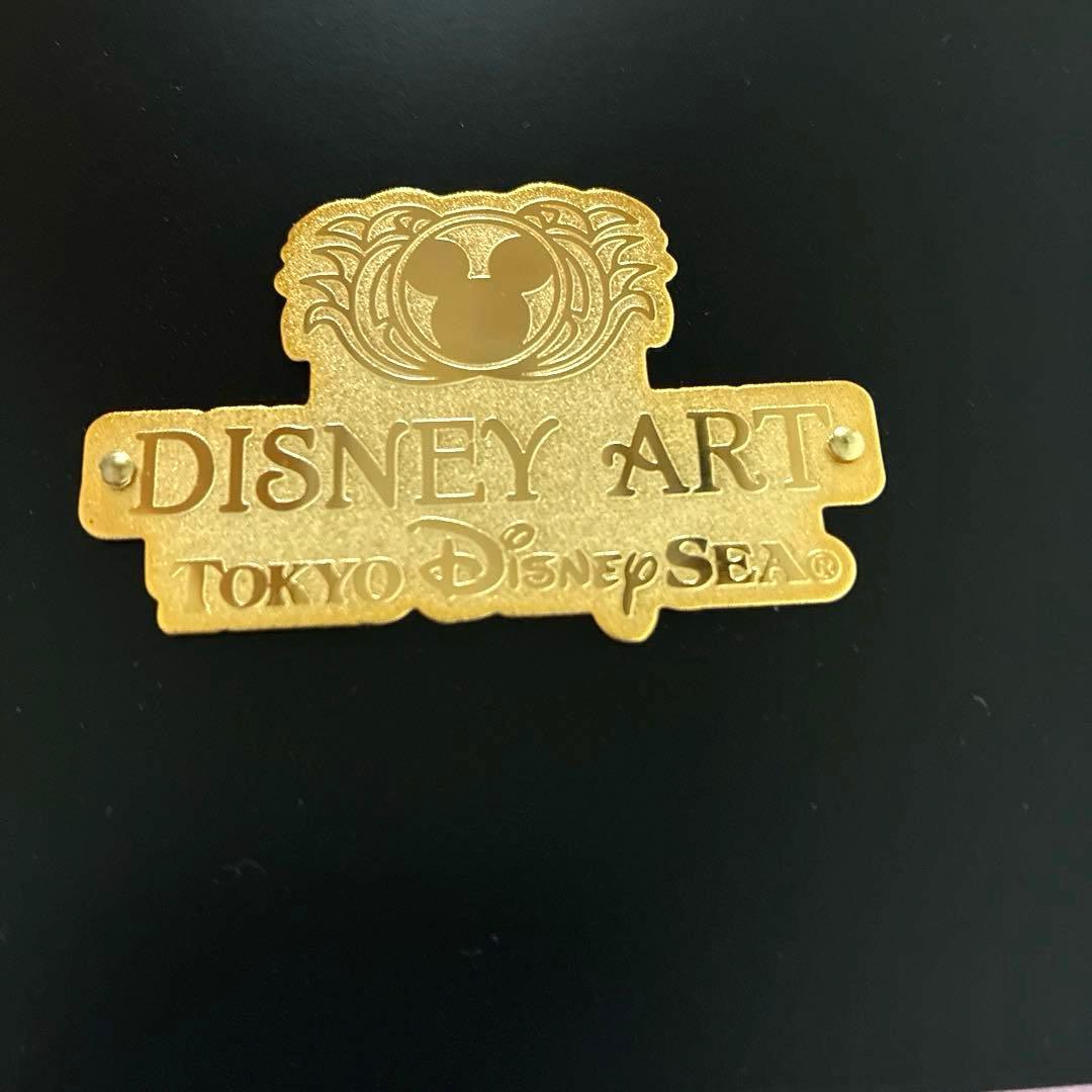 ディズニー アート ピンバッジ 8個セット　外箱つき