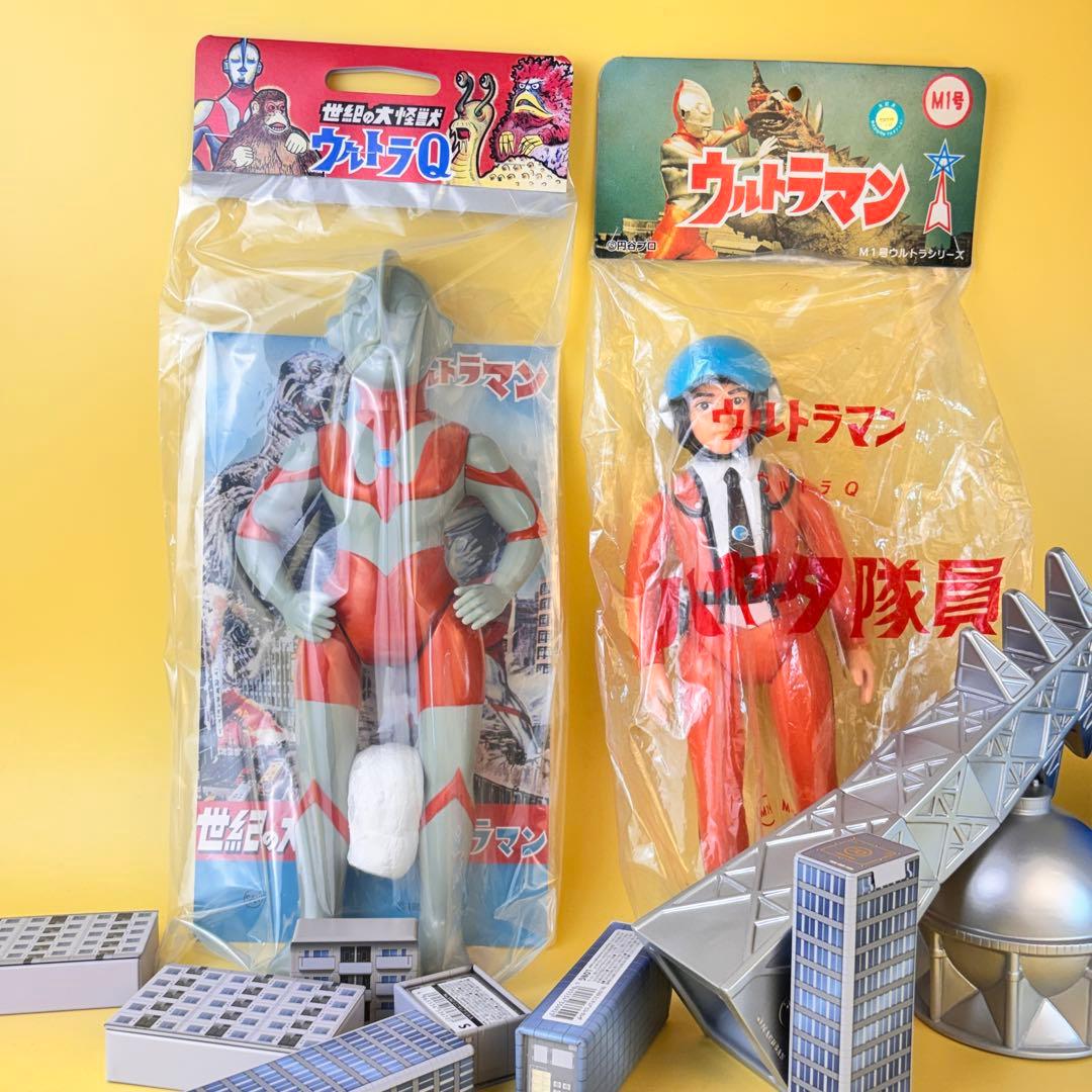 マルサン 橋本玩具 ４５０ ウルトラマン 昭和イメージ・M１号 ハヤタ隊員セット