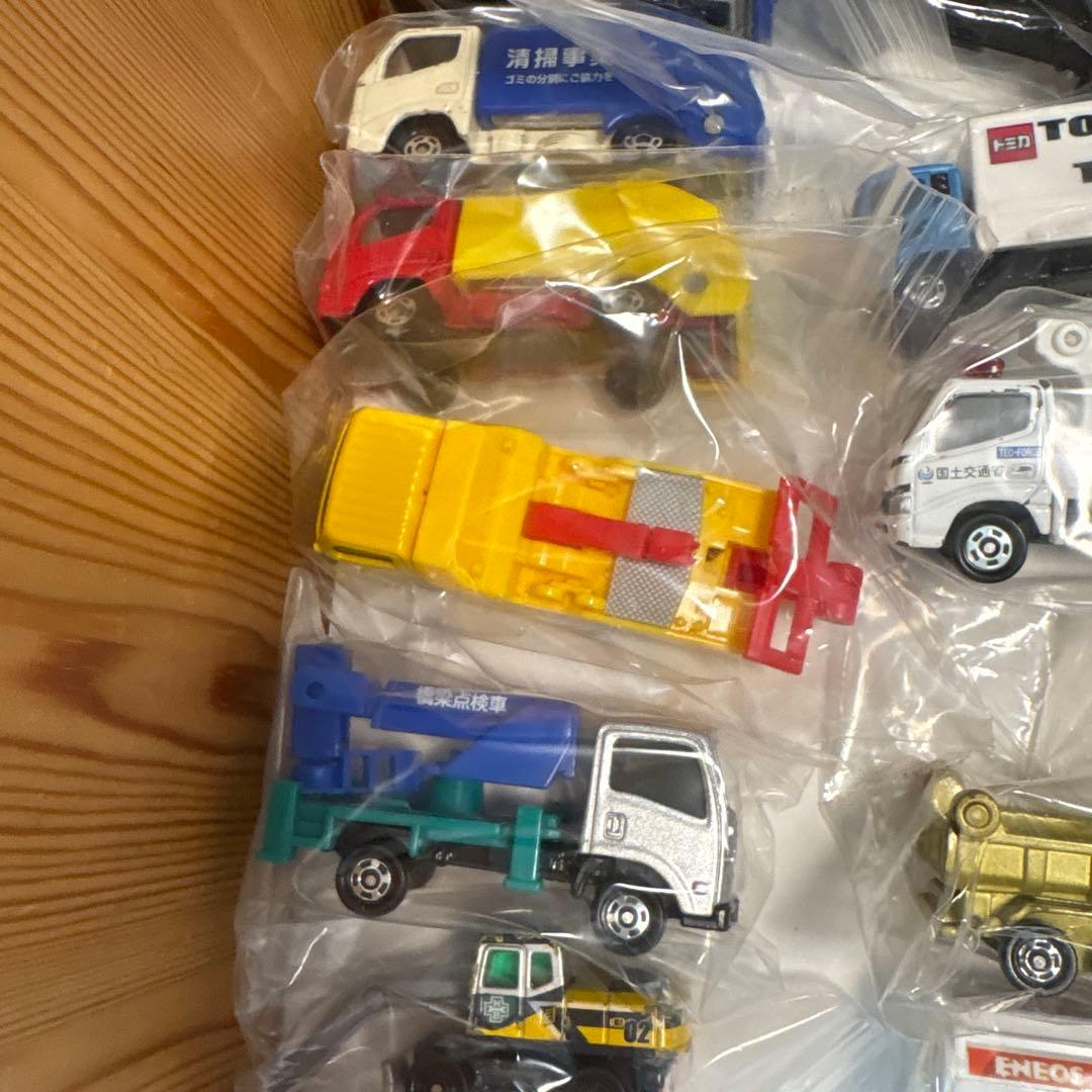 2336.トミカミニカーセット 60台まとめ売り