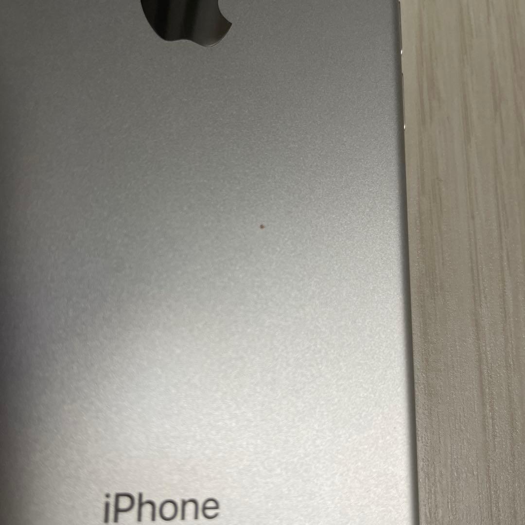 iPhone7 シルバー SIMなし