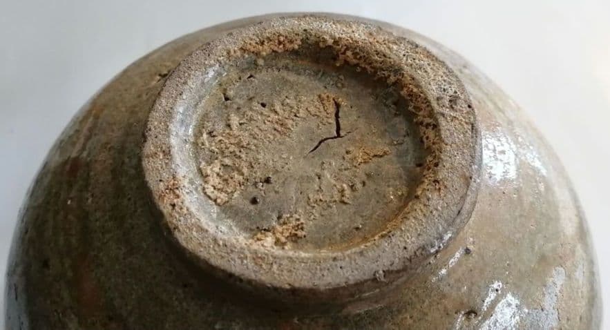 李朝　刷毛目刻線文壺