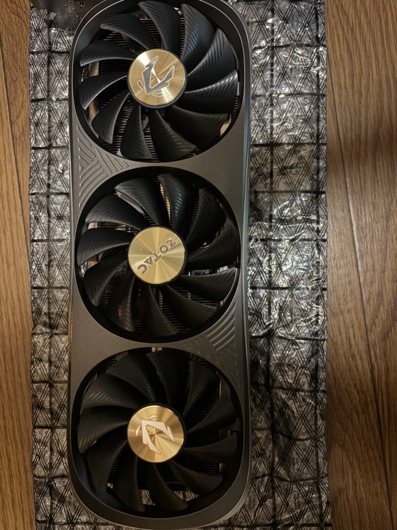 Ryzen 7800X3D + B650 + RTX 4070 Ti フルセット