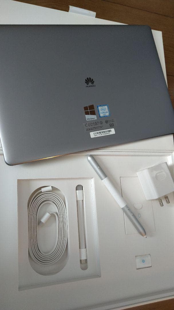 HUAWEI MateBook スタイラスペン付き HZ-W19-8G-256G