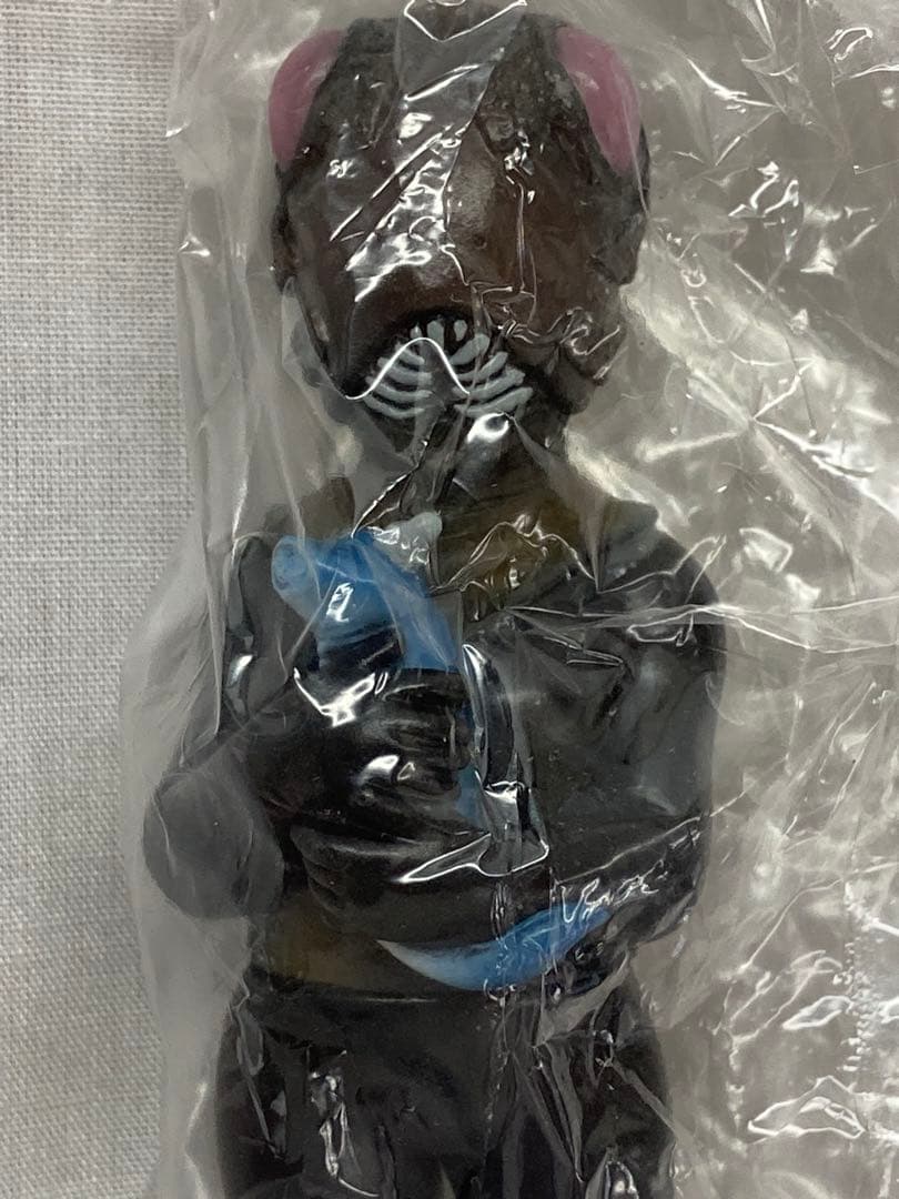 フューチャーモデルズ ￼ウルトラセブンソフビ シリーズ エレキングとピット星人