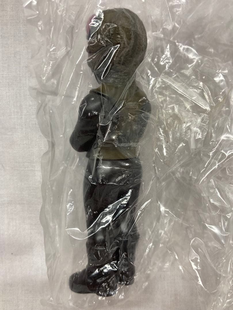 フューチャーモデルズ ￼ウルトラセブンソフビ シリーズ エレキングとピット星人