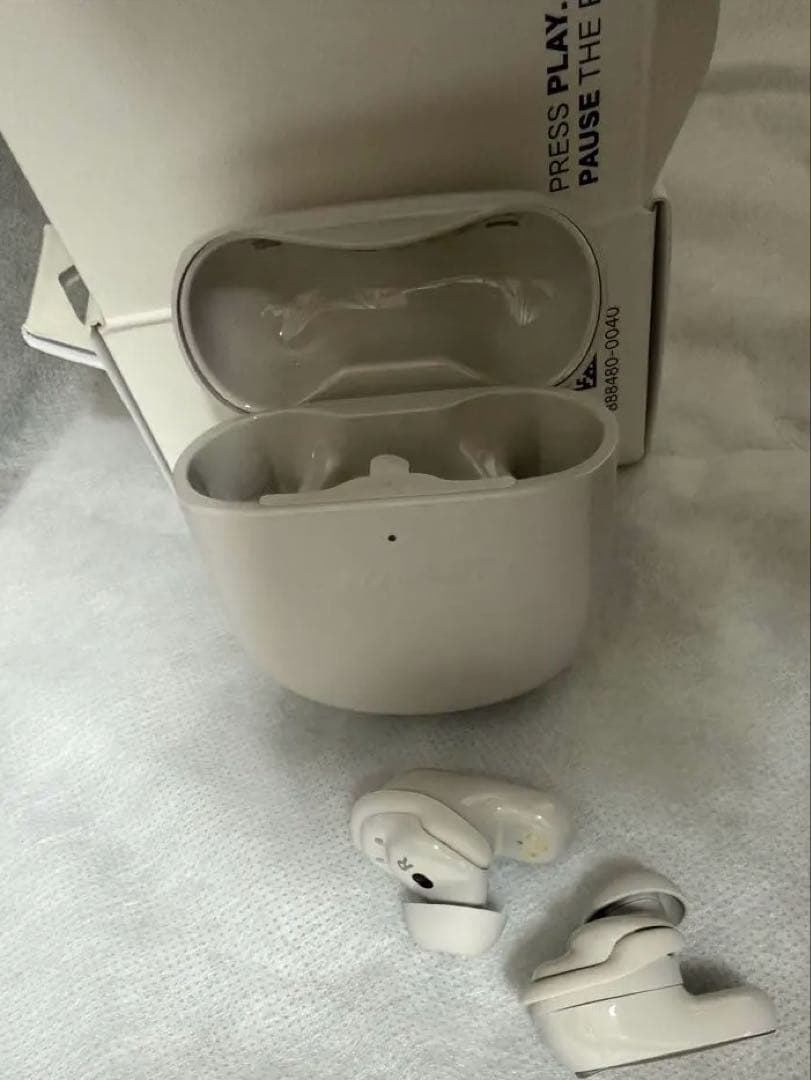 BOSE QuietComfort Ultra Earbuds ホワイトスモーク
