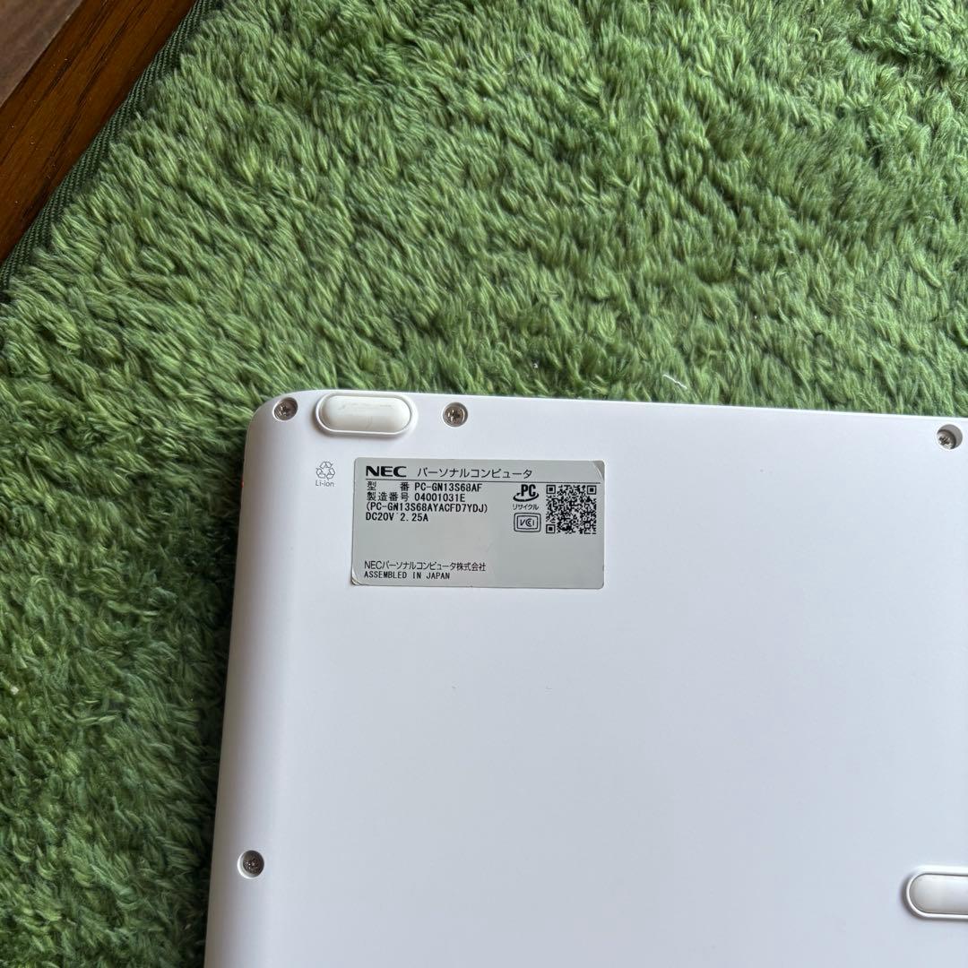 その他ノートPC本体 LAVIE Direct NM PC-GN13S68AF