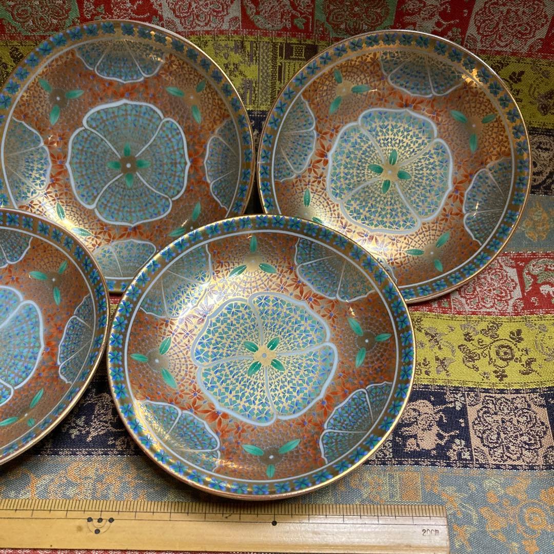 美品新品未使用　庫山窯　前畑陶器　金彩花紋　御手塩皿揃　小皿　9.3×2.2cm