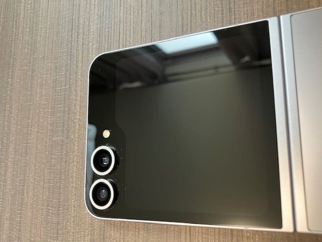 Samsung Galaxy Z Flip 6 国内版 SIMフリー