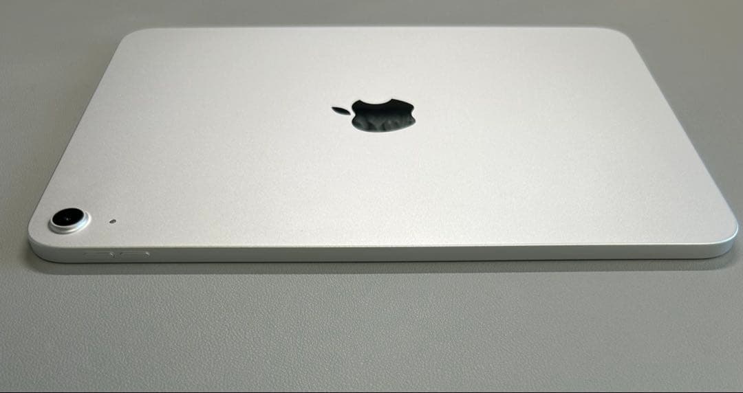 iPad A16 11世代 保証有 美品　ペーパーライクフィルム付き