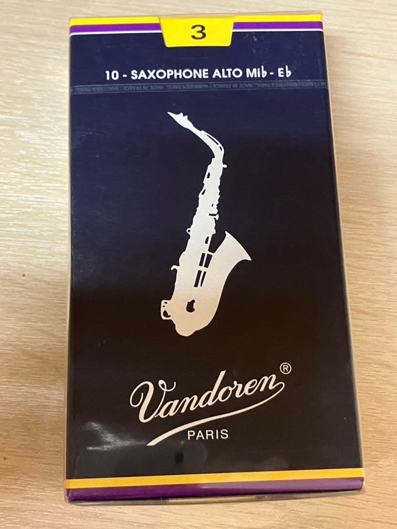 アルトサックス　リード　Vandoren サックスリード 3 10枚入り
