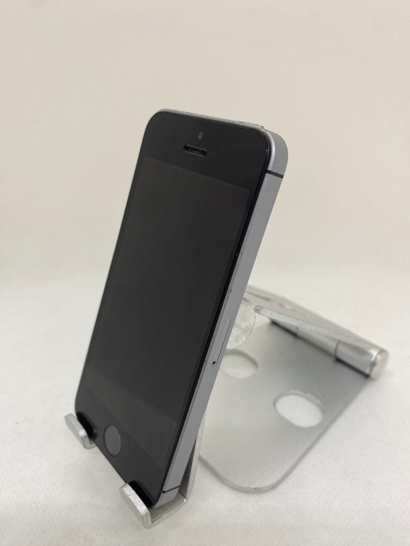 Iphone SE 32GB Sim フリー　25929