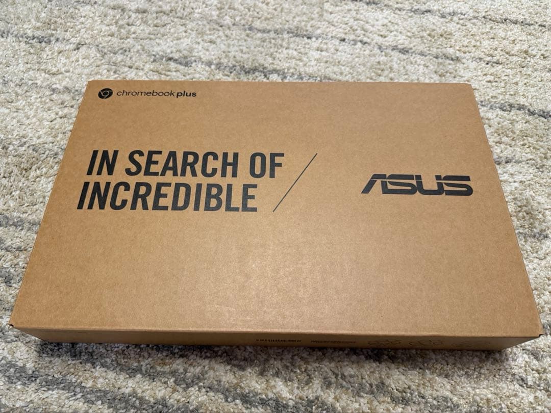 人気のホワイト‼️ASUS Chromebook Plus 13.3インチ