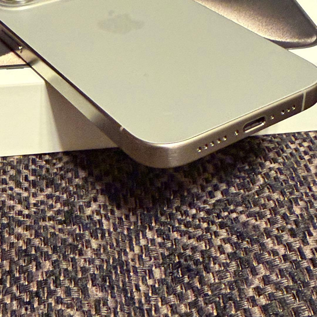 iPhone 15 Pro ナチュラル チタニウム 128GB Apple 本体