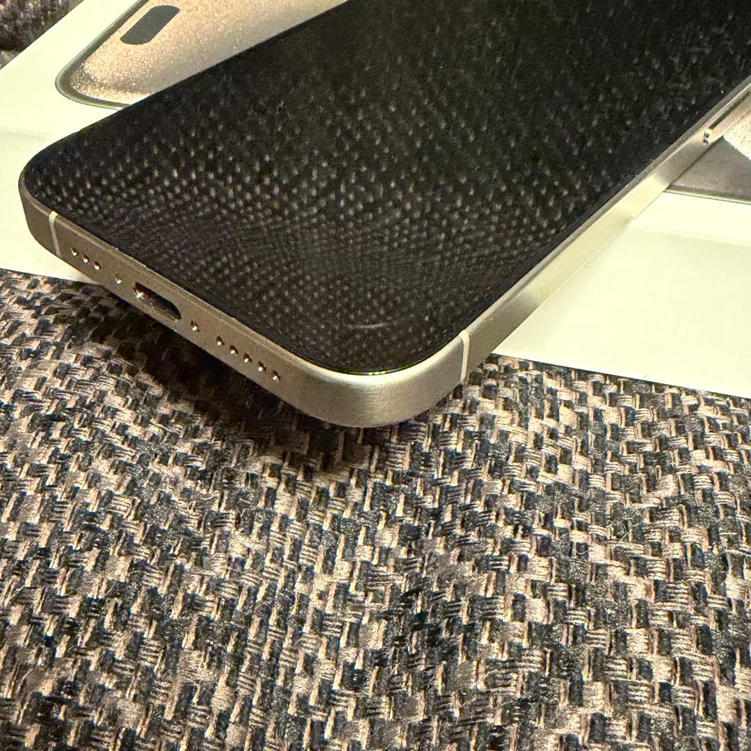 iPhone 15 Pro ナチュラル チタニウム 128GB Apple 本体