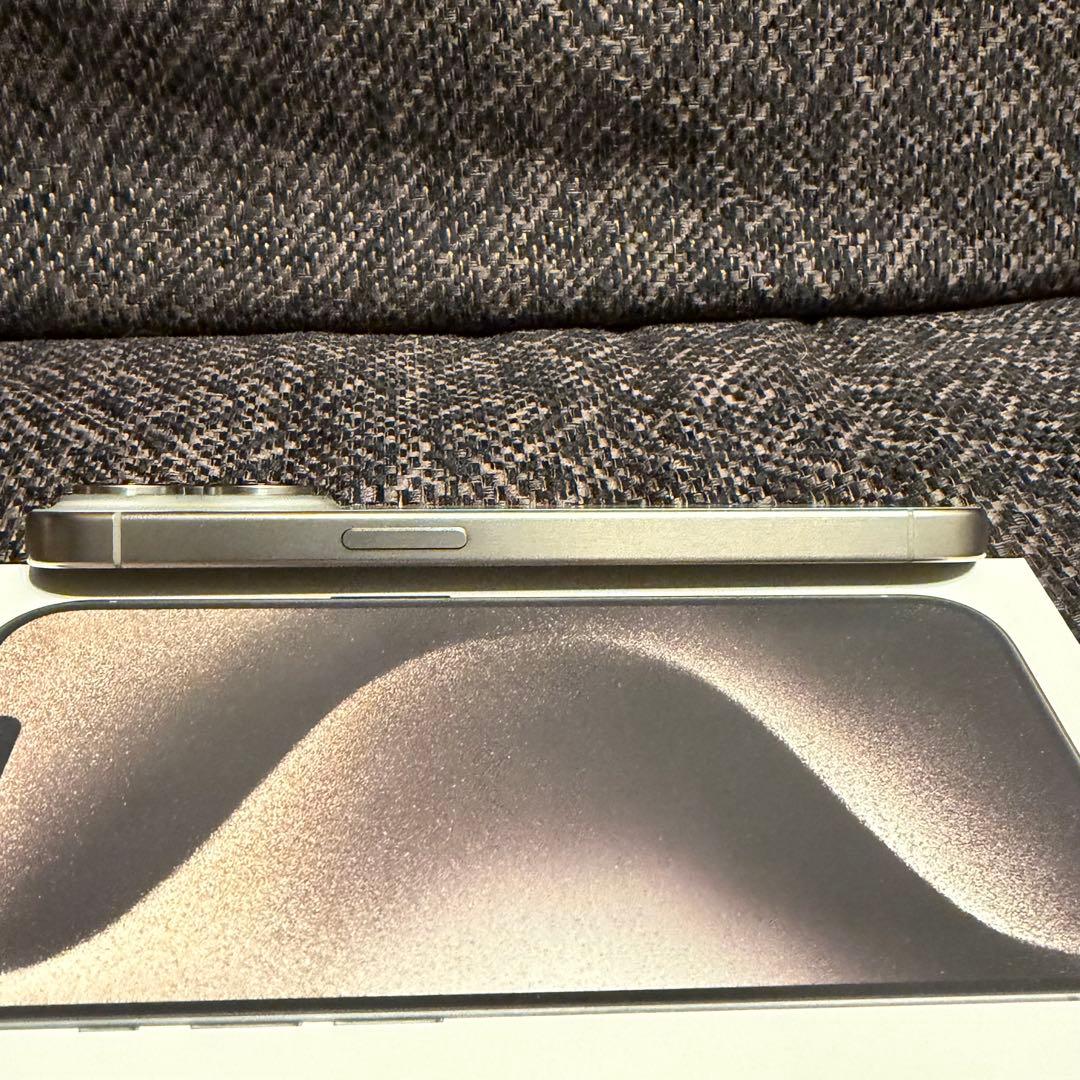 iPhone 15 Pro ナチュラル チタニウム 128GB Apple 本体