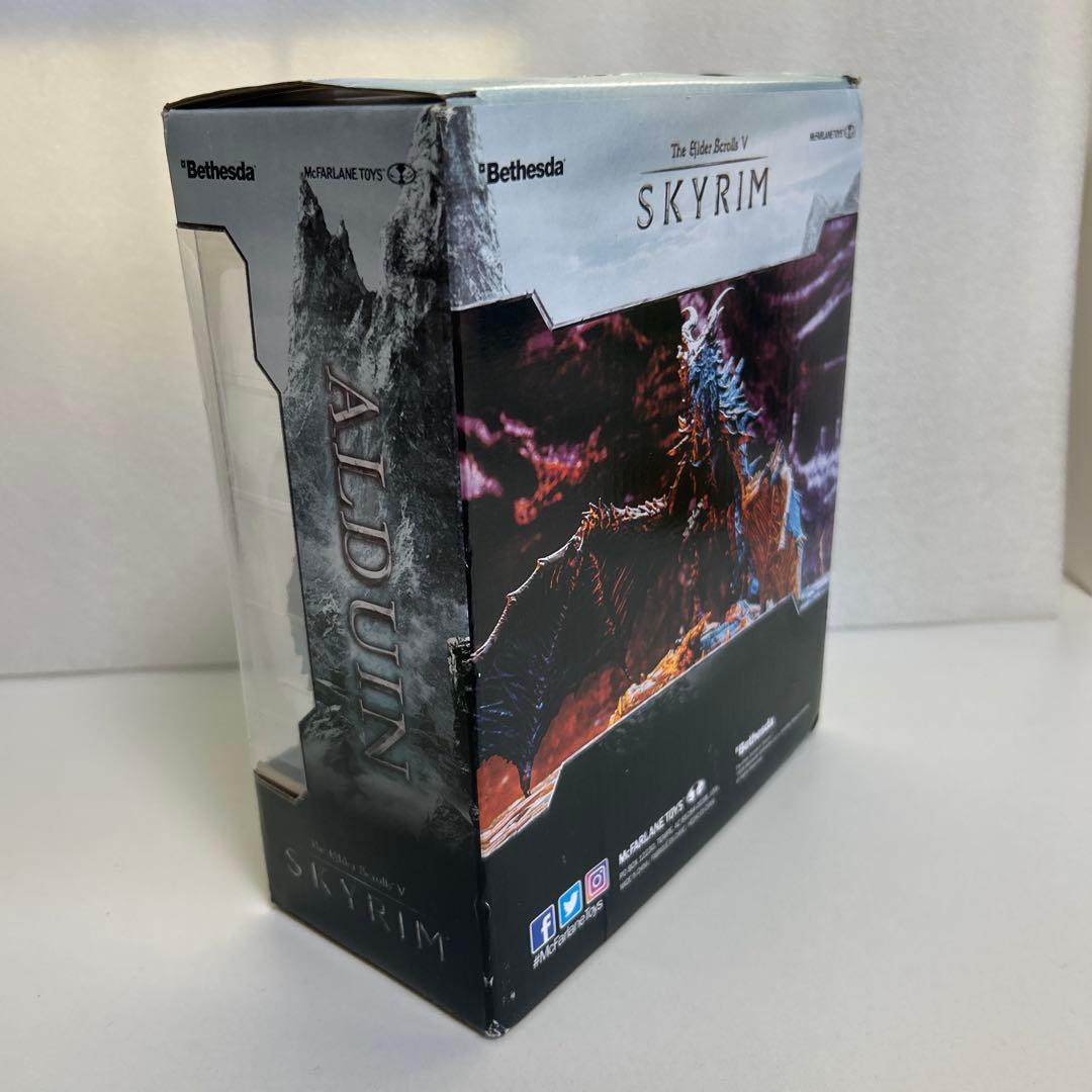 Bethesda 可動ドラゴンThe Elder Scrolls V:開封