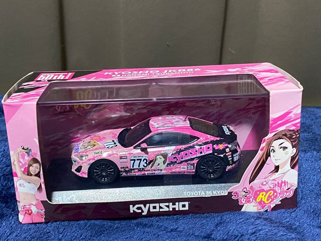 [未開封品]京商 トヨタ86塚本奈々美モデル OVER TAKE！仕様2台セット