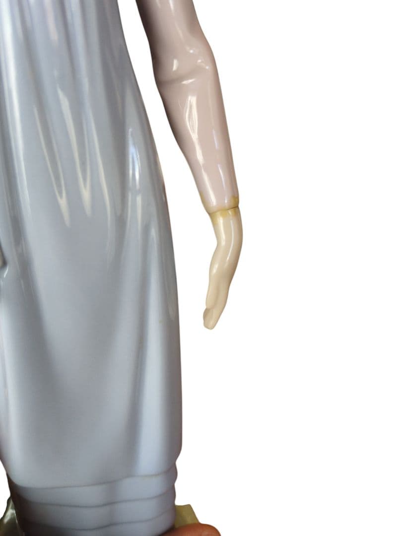 リヤドロ　LLADRO レア　絶版　箱有り　ベリンダと人形　5045