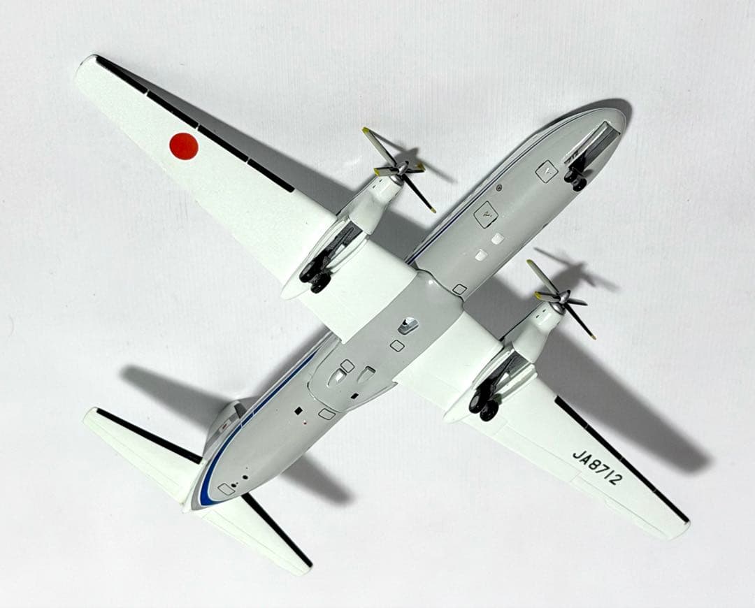 全日空商事 1/200 YS-11 JCAB航空局フライト40周年