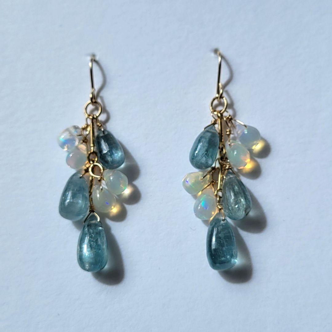 専用 アクアカイヤナイト オパール ピアス